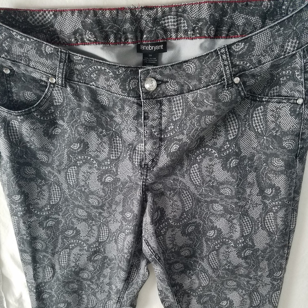 Lane Bryant sz 20 decorative jean